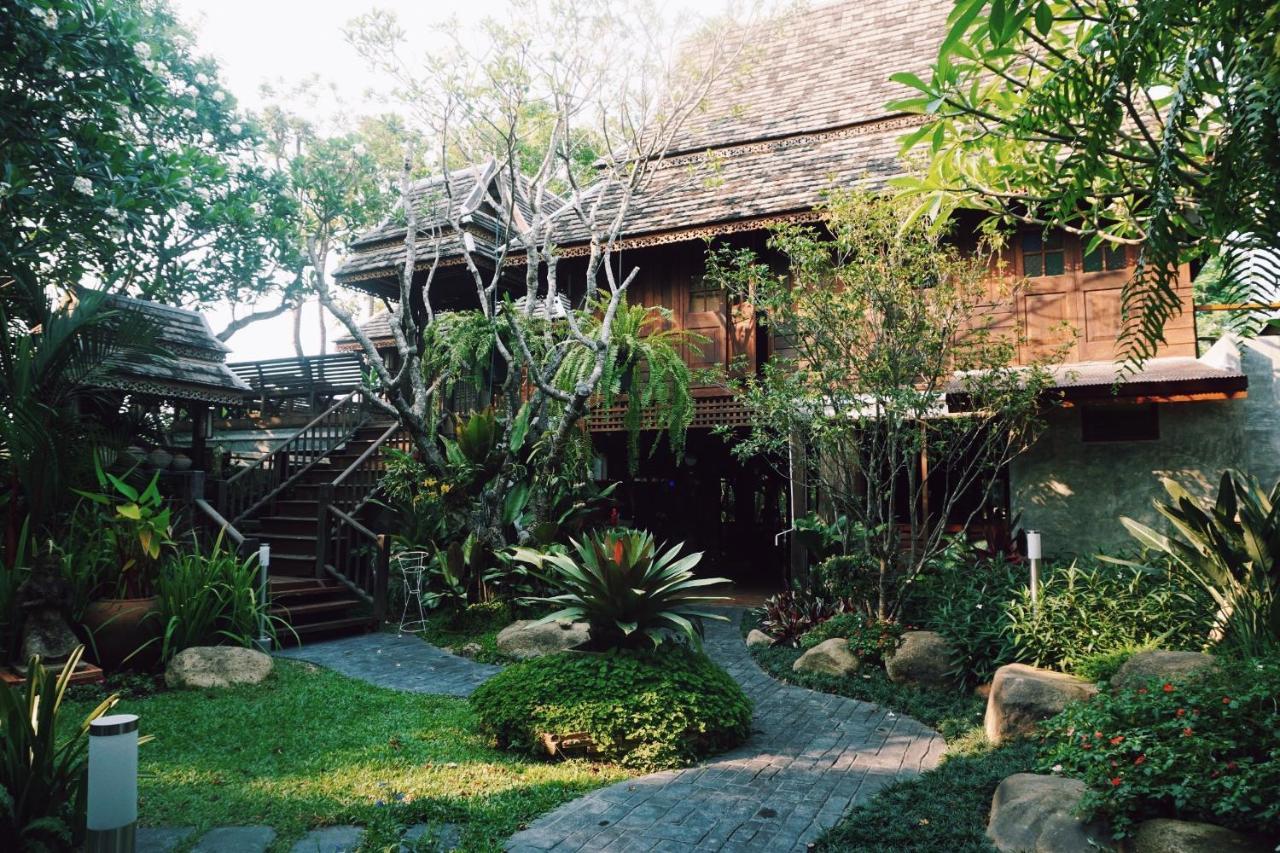 Baansuwanburi - บ้านสุวรรณบุรี Chiang Mai Exterior foto
