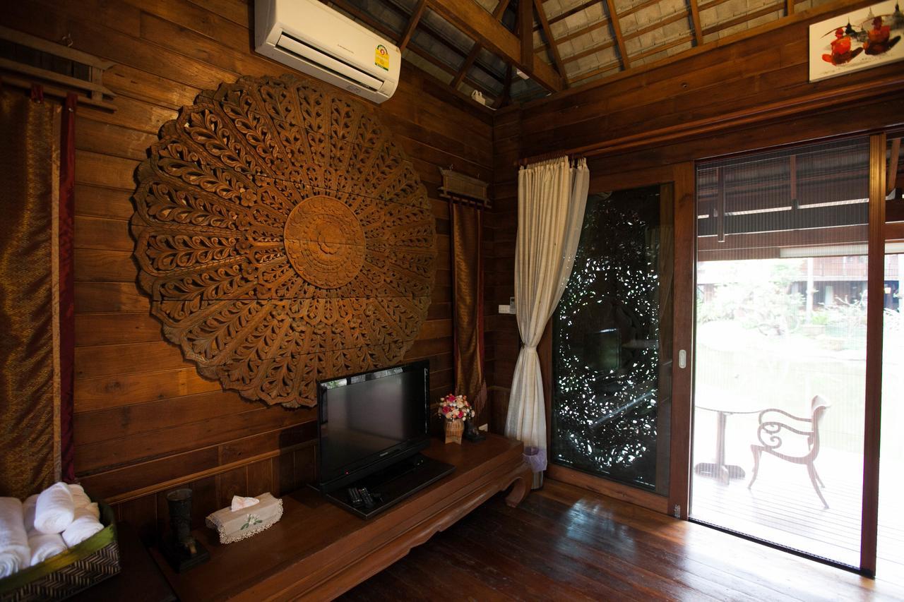 Baansuwanburi - บ้านสุวรรณบุรี Chiang Mai Exterior foto